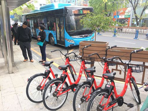 共享單車出行，新的舒適綠色出行方式圖片