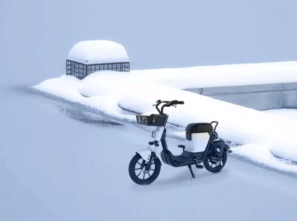 溫馨提醒：雨雪天氣騎車 注意安全圖片