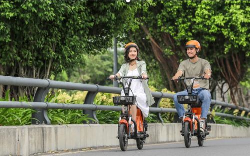今天你騎共享電動車帶頭盔了嗎圖片