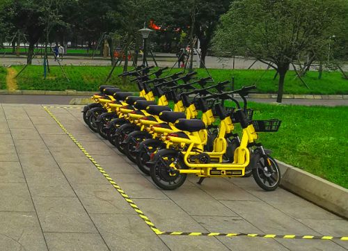 一份關于共享電動車投放地選擇的相關建議圖片